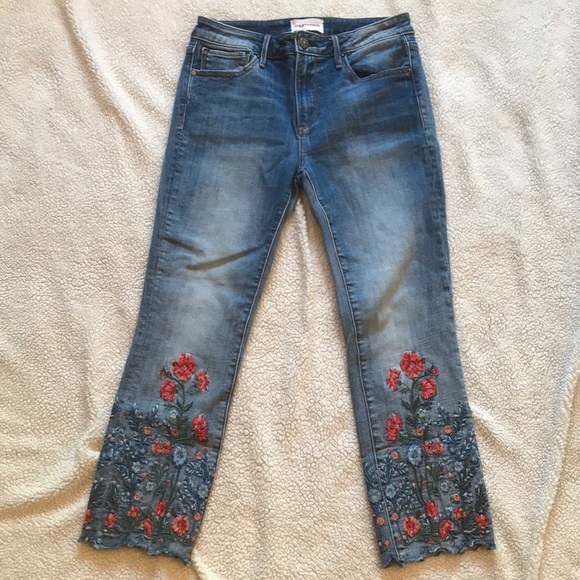 DRIFTWOOD Denim - Driftwood Candace Embroidered Crop